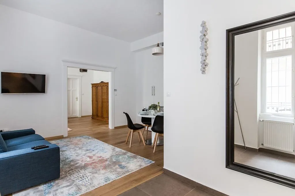 Apartment Basilica Dream Home In The Absolute Center Budapest