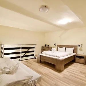 Ecostay Zoltan Street Budapest